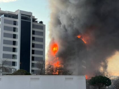 Los Registradores de España se solidarizan con los vecinos afectados por el incendio del edificio de Campanar de Valencia